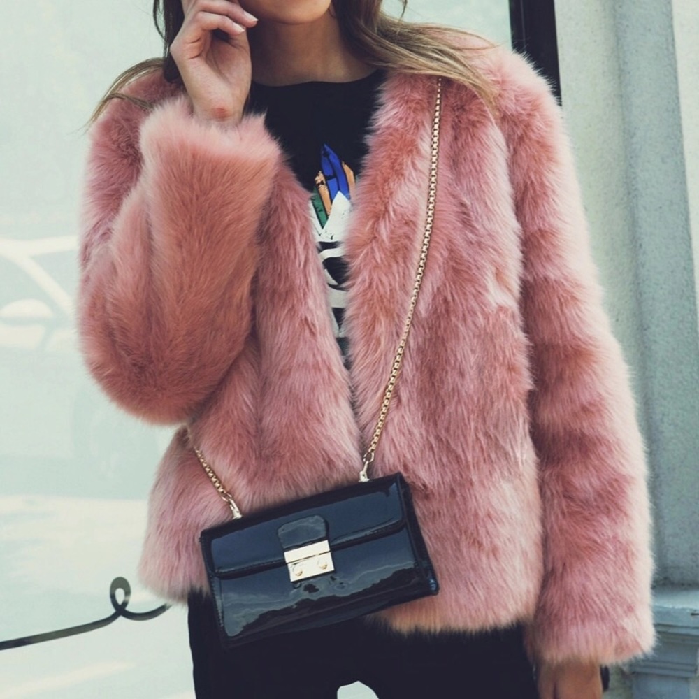 Faux fur fascination 💖